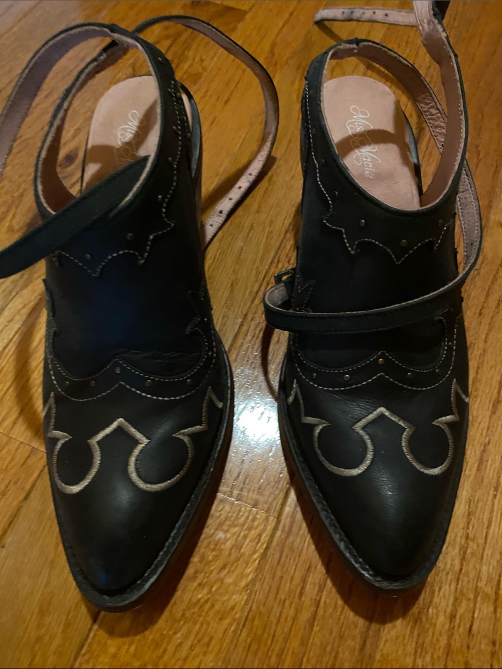 Ariat Black Leather Western-Style Mary Jane Mules worn once